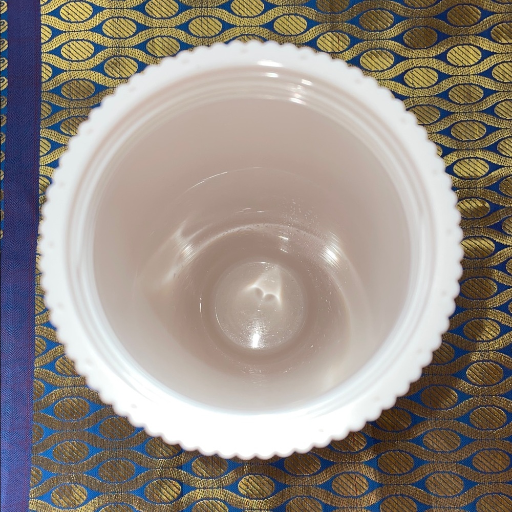 NWT 24 oz. Starbucks Cream Textured Tumbler with Purple Straw - Picture 3 of 5